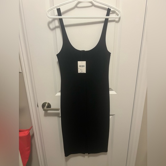 Classic black bodycon dress BNWT - Picture 2 of 4